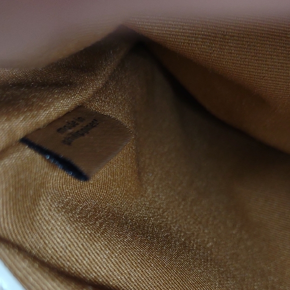 Coach Tan and Cream Satchel - Picture 13 of 14